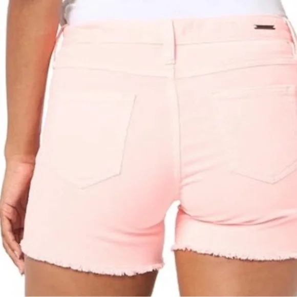 Carve Designs Oahu Women's Pink Shorts 4” size 4 - Picture 2 of 6